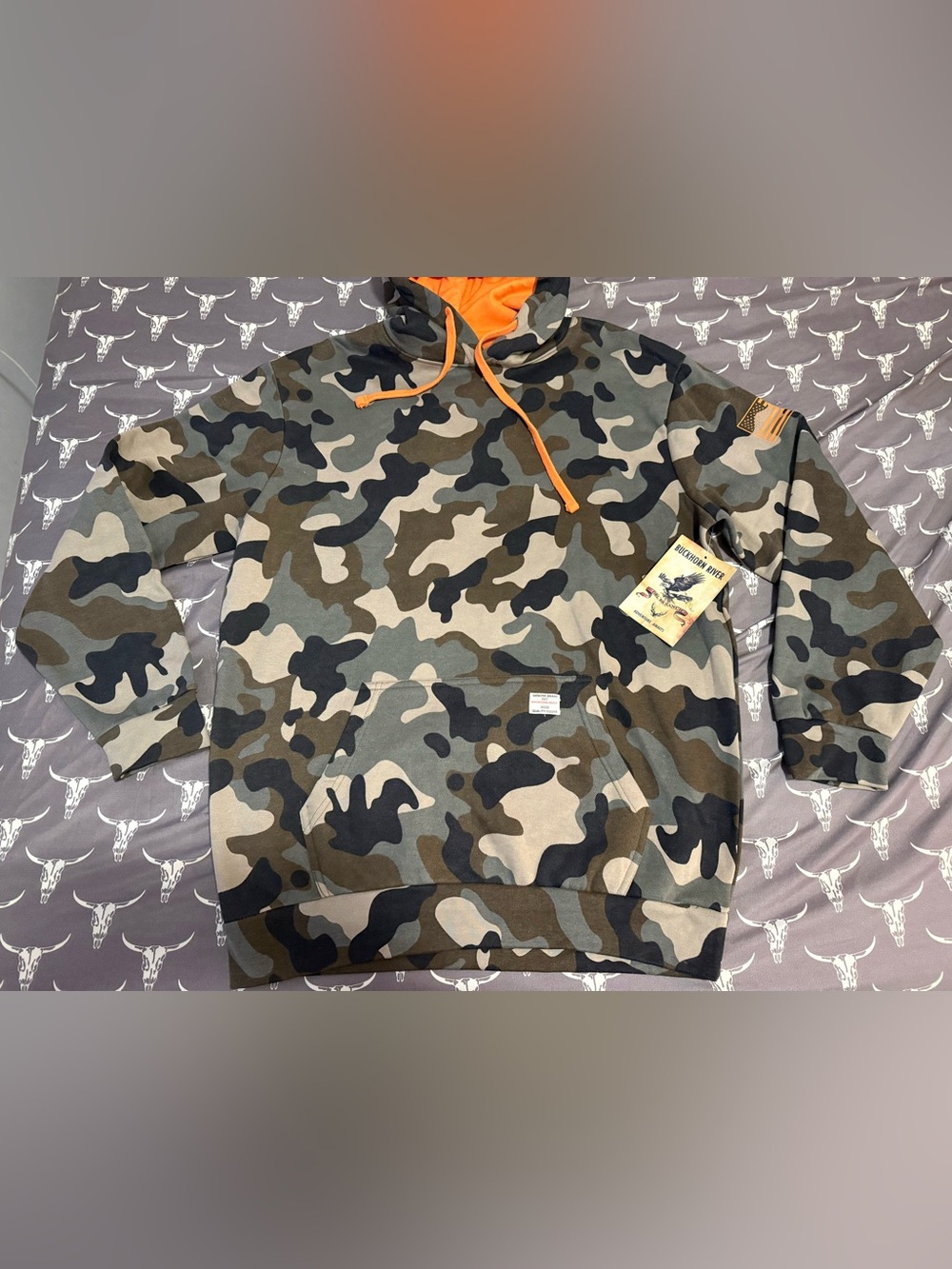 Buckhorn River Men’s Pullover Hoodie in Camo/Orange L (NWT)